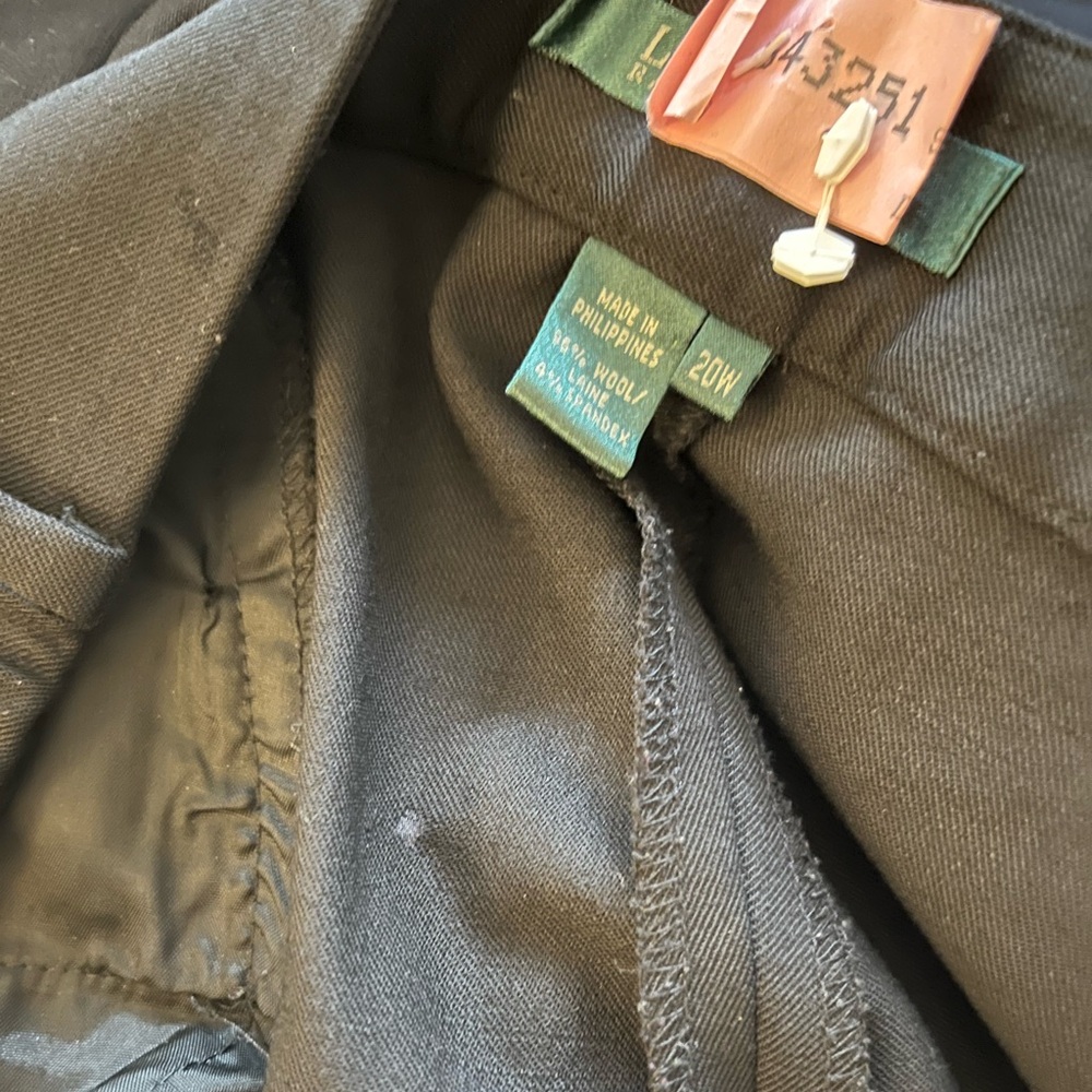 EUC Lauren Ralph Lauren black stretch wool dress pants, straight leg, size 20W - Picture 8 of 8